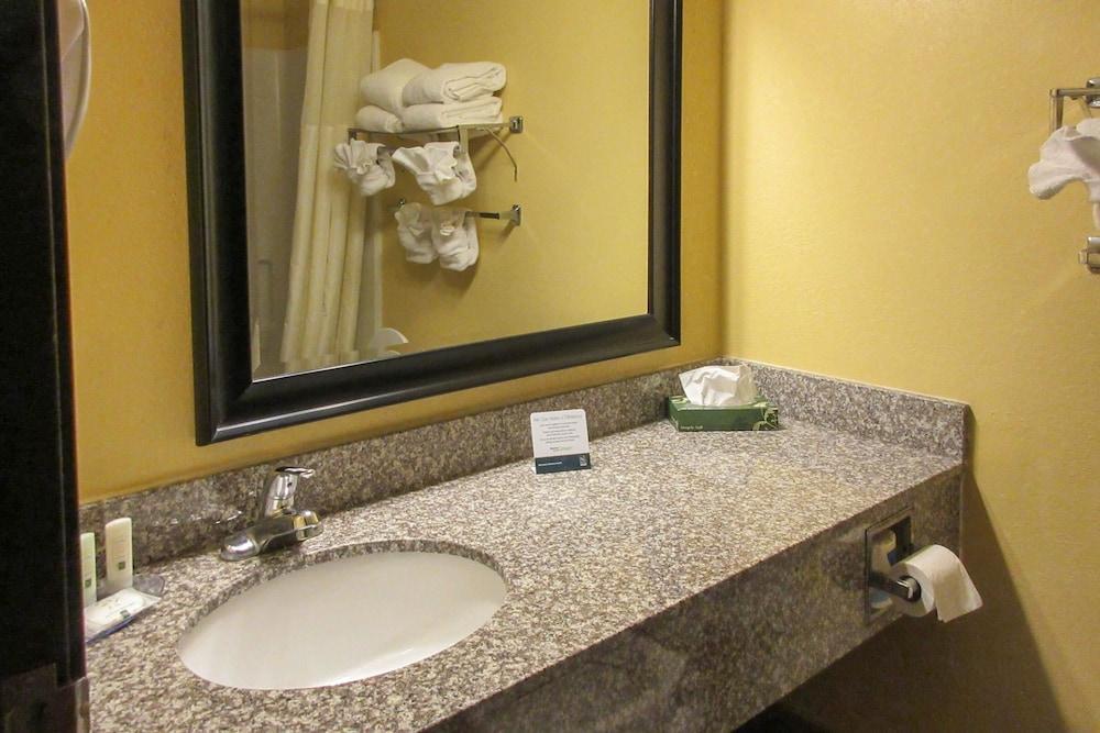 Hotel Quality Williamston